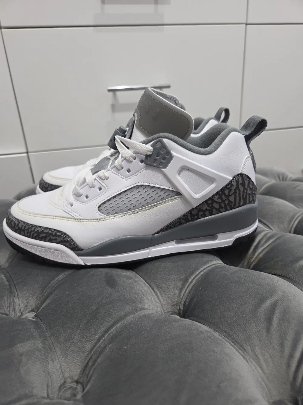 NEVER WORN Jordan Men’s White and Grey Sneakers with Elephant Print